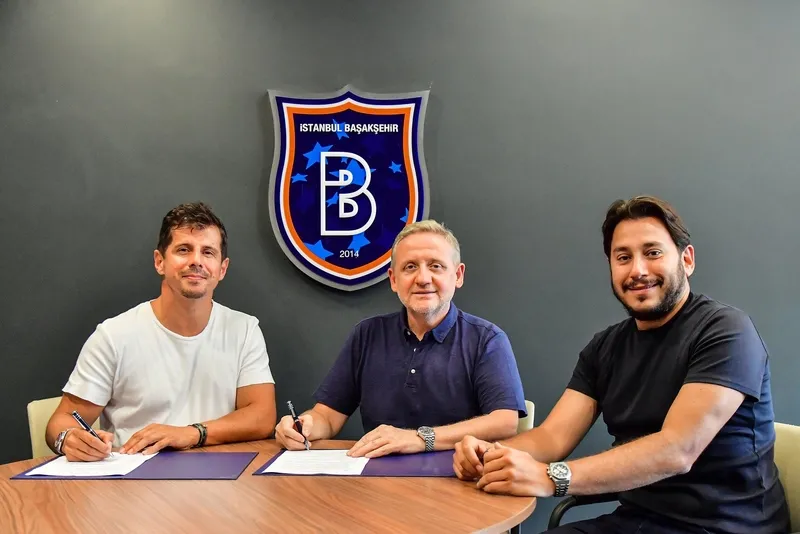 Başakşehir Emre Belözoğlu ile sözleşme uzattı! - 1