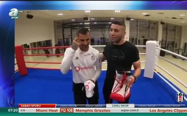 Quaresma Avni Yıldırım'la ringe çıktı