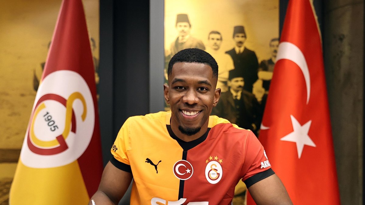 TRANSFER HABERİ: Carlos Cuesta resmen Galatasaray'da! İşte sözleşme detayları TRANSFER HABERİ: Carlos Cuesta resmen Galatasaray'da! İşte sözleşme detayları