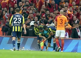 Yabancı cisim atan ikinci kişinin kimliği şaşırttı