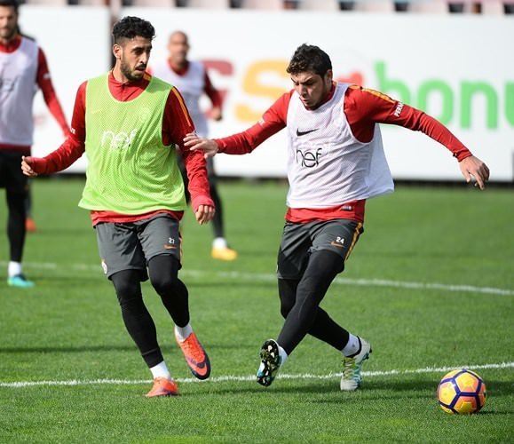 Galatasaray’da Muslera ve Selçuk İnan şoku