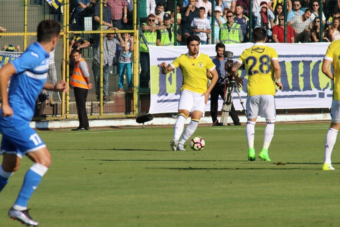 Fenerbahçe, Juventus Bükreş’e mağlup oldu