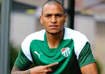 Titi, Le Guen'e güveniyor