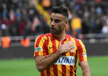 Deniz Türüç kart cezalısı