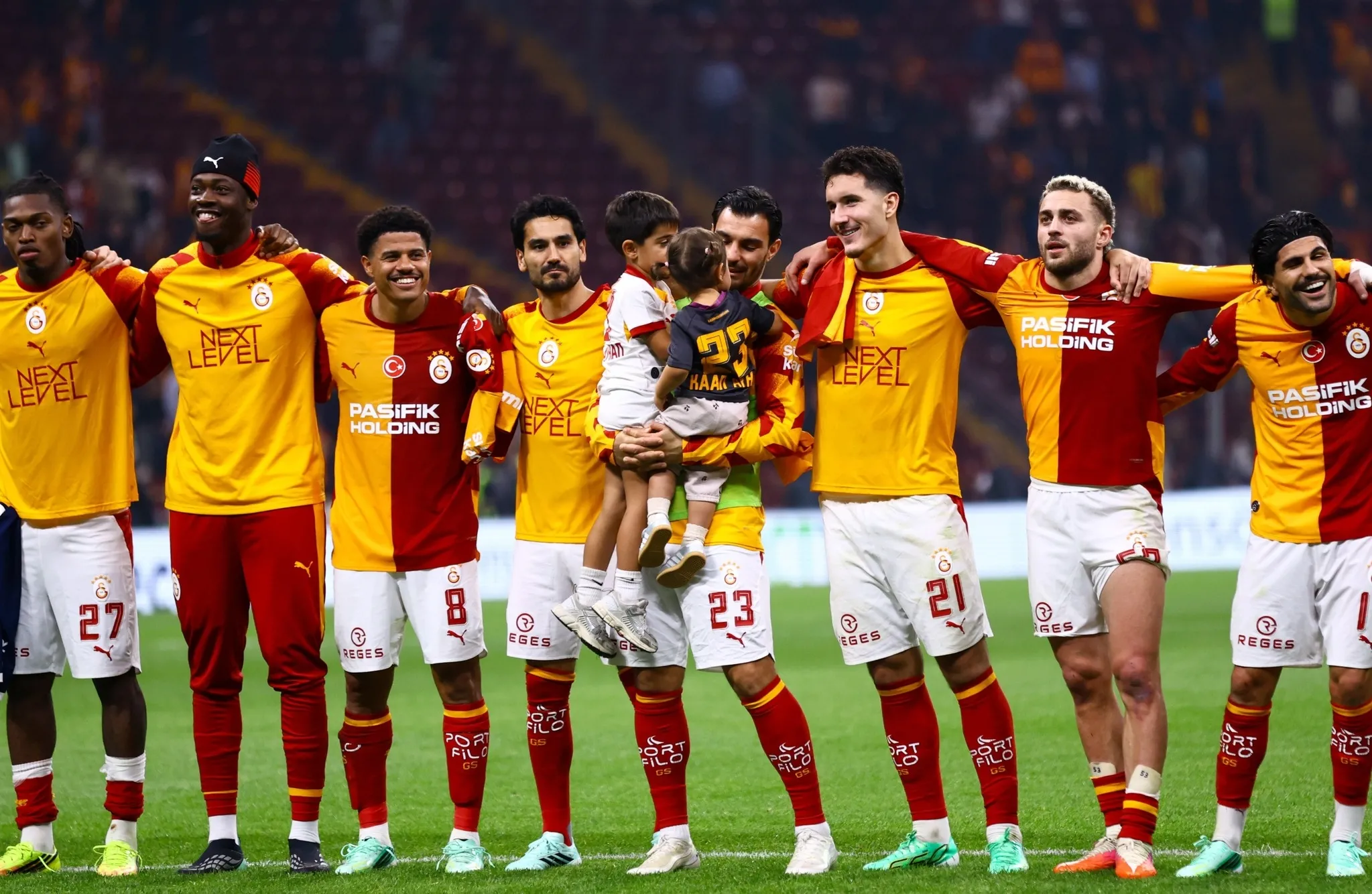 Galatasaray'dan flaş hamle! 2 isme imza attırılacak