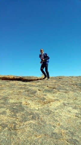 Takım elbiseli koşucu, Malatya’nın gururu oldu