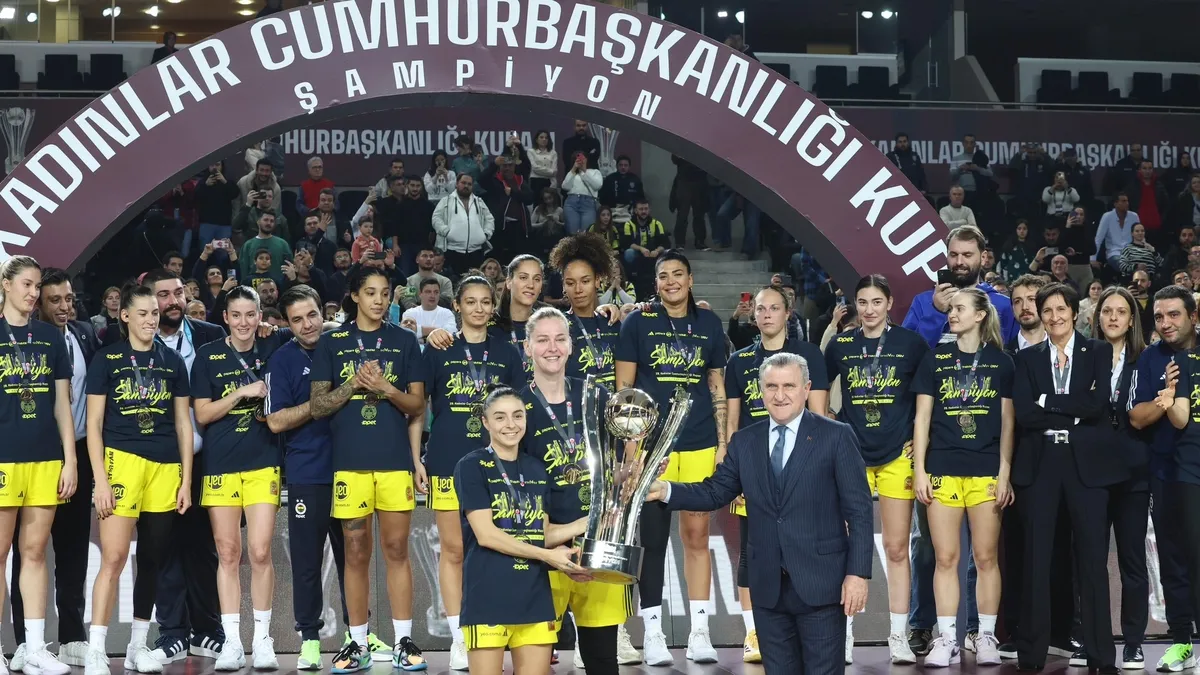 Fenerbahçe Opet 65-64 (MAÇ SONUCU-ÖZET)