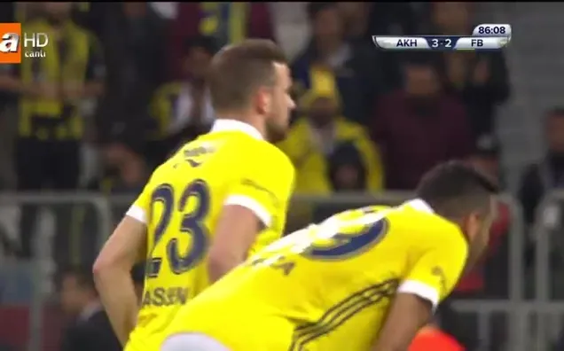 T.M. Akhisarspor: 3 - Fenerbahçe: 2