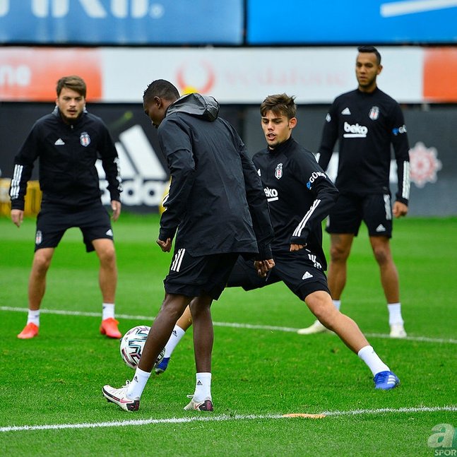 Beşiktaş ve Galatasaray’dan Süper Lig’i sallayacak takas! Adem Ljajic ve Mbaye Diagne derken...