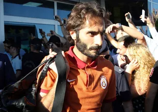 Hamit önce kadro dışı kaldı sonra affedildi