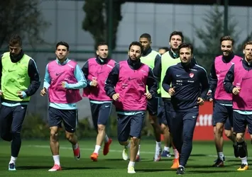 Futbolda milli mesai başladı