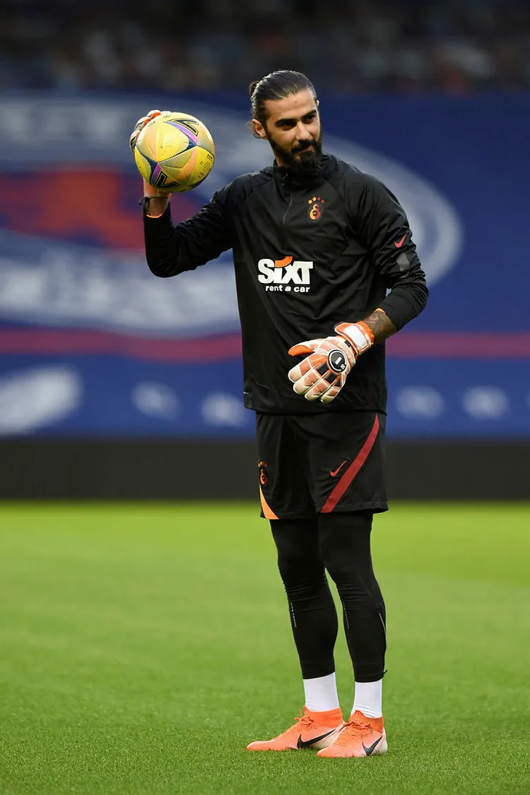 Galatasaray'da corona virüsü şoku! Fatih Öztürk ve Alpaslan Öztürk pozitif çıktı - 1