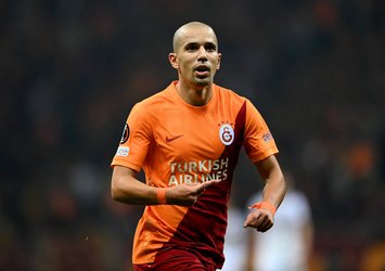 Feghouli açıkladı! Yeni sözleşme...