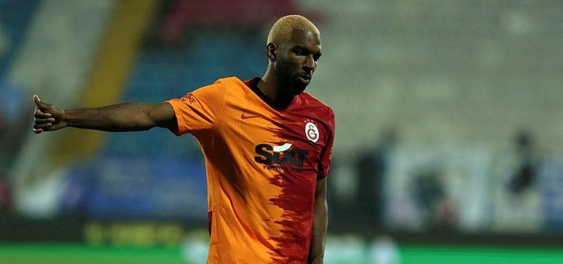 Newcastle Interested In Signing Ryan Babel From Galatasaray But Face Competition From Ajax Daily Mail Online