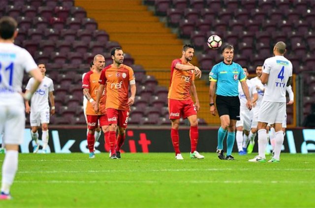 Galatasaray’da ortalık karıştı