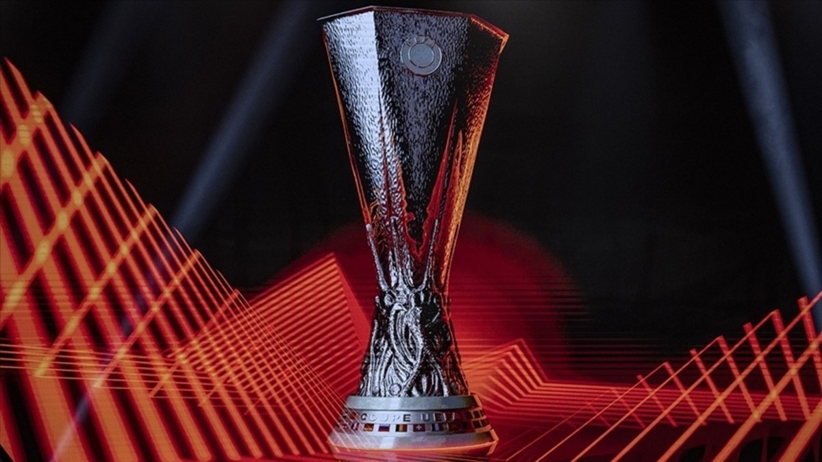 SON DAKİKA: Fenerbahçe ve Galatasaray'ın UEFA Avrupa Ligi'ndeki rakipleri belli oldu! SON DAKİKA: Fenerbahçe ve Galatasaray'ın UEFA Avrupa Ligi'ndeki rakipleri belli oldu!