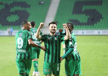 Sakarya 3 puanı 3 golle aldı!