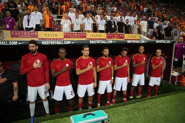 Rakip Osmanlı olunca sosyal medya yıkıldı