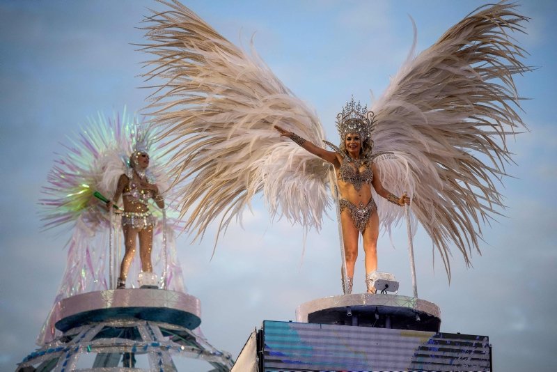 Neymar Rio Karnavalı’nda görüntülendi!