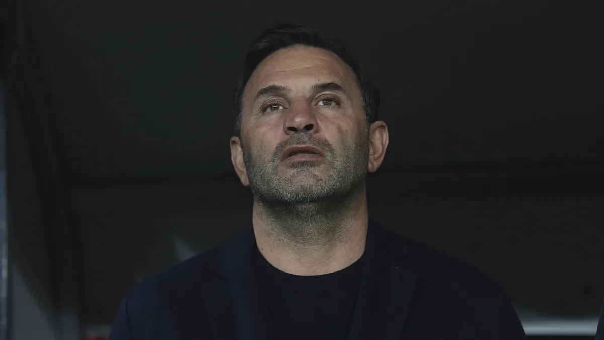 Okan Buruk'tan transfer açıklaması!