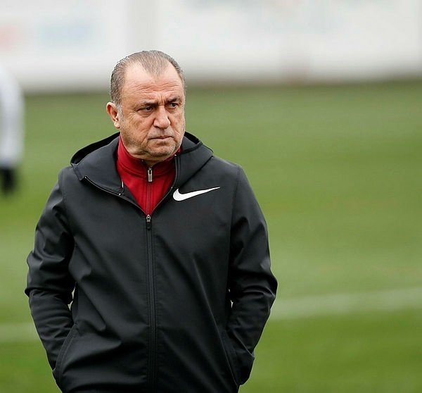 Galatasaray’da sezon sonu 10 yolcu