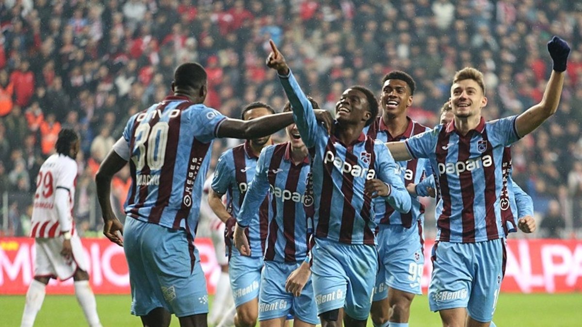 Karadeniz derbisi Trabzonspor'un! Fırtına deplasmanda Samsunspor'u mağlup etti