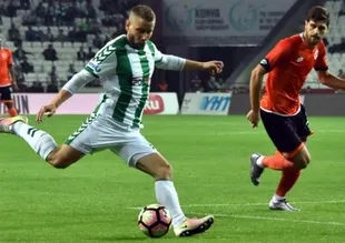 Konyaspor, Adanaspor'u tekte geçti