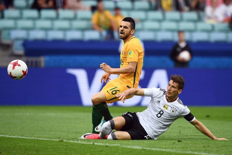 Beşiktaş’tan Aziz Behich sürprizi