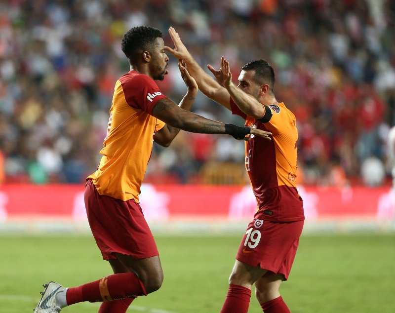 Ömer Bayram’dan harika performans!