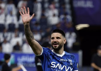 Al En-Nesyri'yi ver Mitrovic'i!