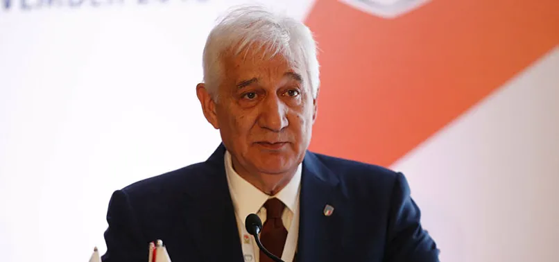 "VAR, futbolun önüne geçiyor"