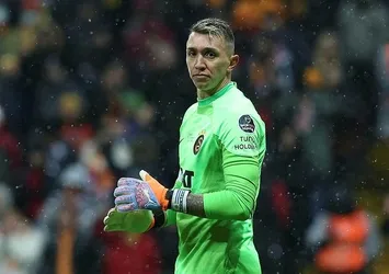 Muslera: Rekoru kırdık, mutluyuz