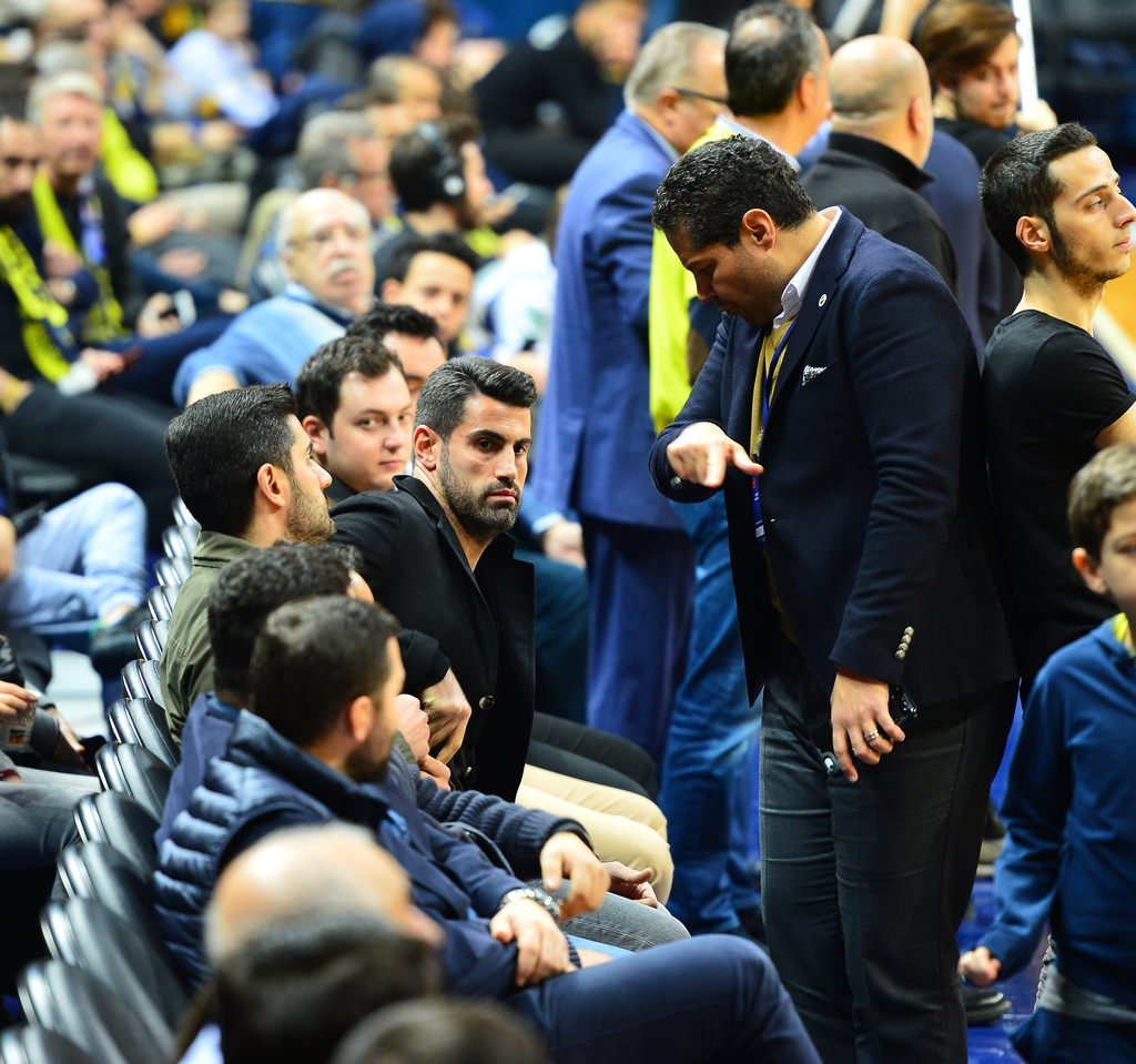 Volkan Demirel yerinde duramadı