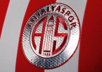 Antalyaspor'da ayrılık resmen açıklandı
