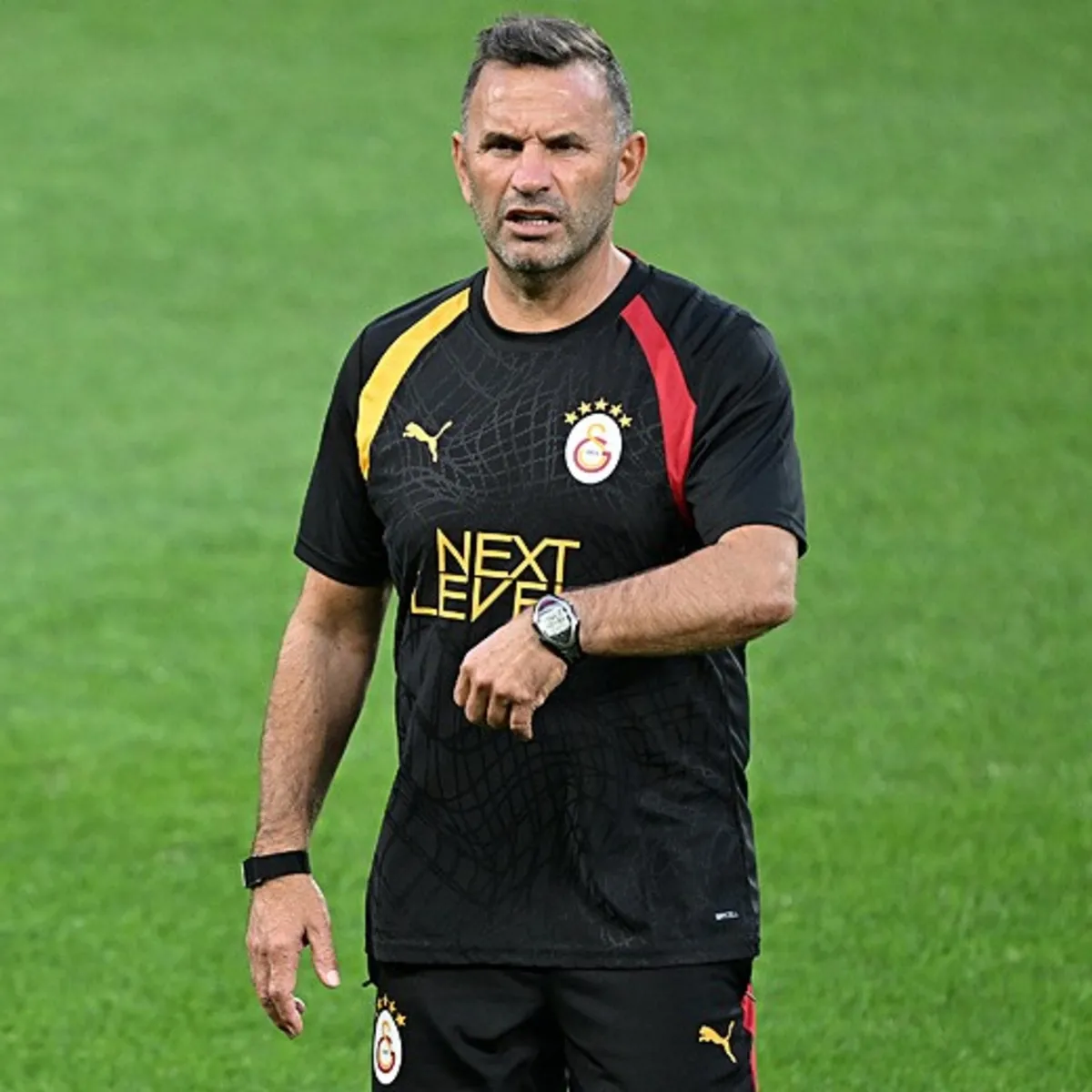 Okan Buruk: Geçiş oynamaya çalışacaklar