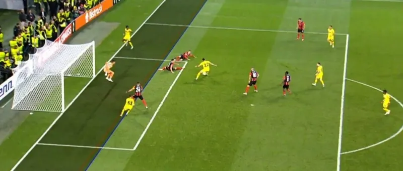 Fenerbahçe'nin 2 golü ofsayta takıldı! Önce Szymansky sonra Tadic... İşte o anlar - 1