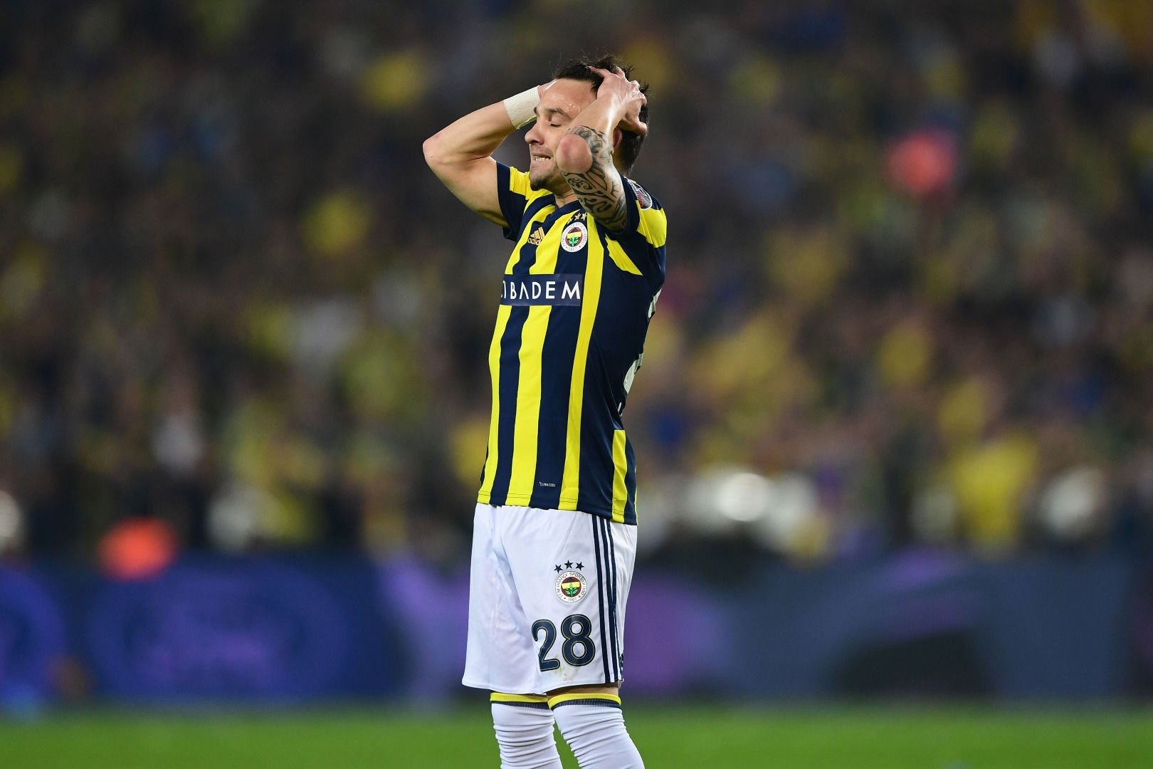 Valbuena yıldızları solladı ama...