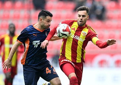 Başakşehir çıkışını sürdürdü!