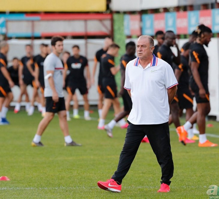 Fenerbahçe ve Galatasaray'dan devasa transfer savaşı! Mert Hakan Yandaş'ın ardından ...