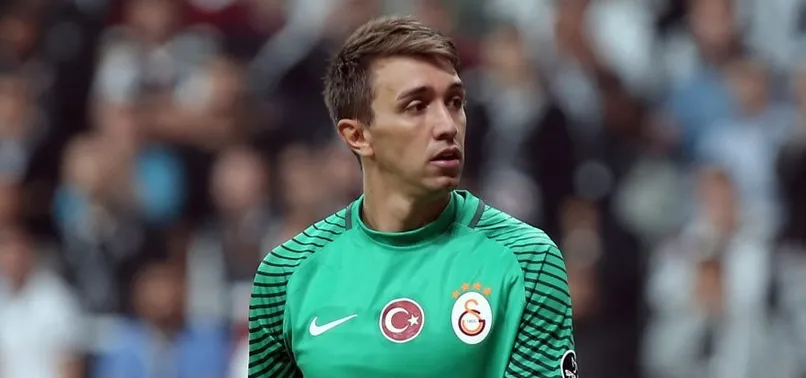 Derbilerin bekçisi Fernando Muslera!