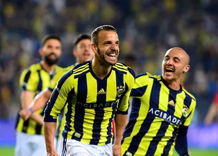 Fenerbahçe'de Soldado ile yollar ayrılıyor!