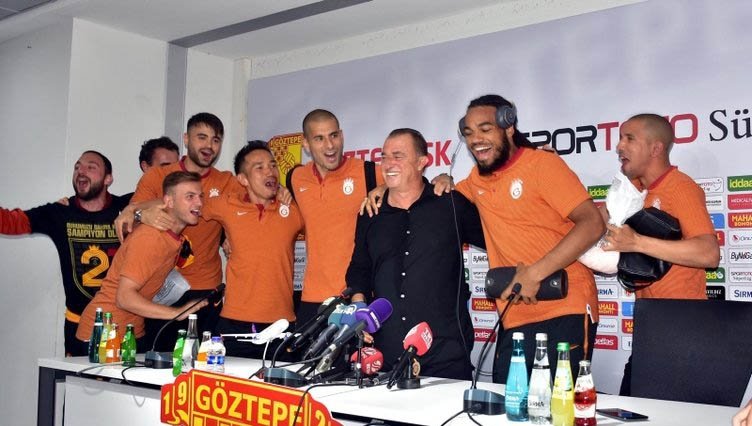 Galatasaray’da sürpriz veda...