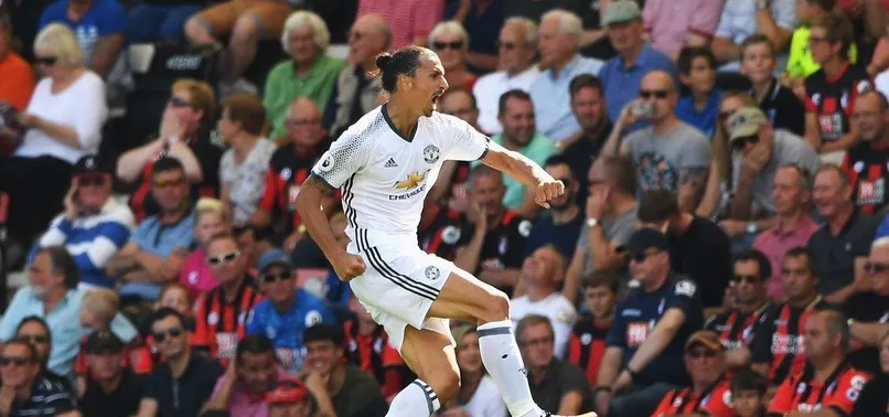 Mourinholu Manchester United, üç puanla başladı