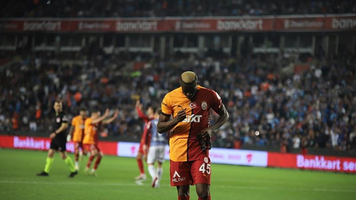 Victor Osimhen'den rekor sonrası Mario Jardel'e mesaj! Victor Osimhen'den rekor sonrası Mario Jardel'e mesaj!
