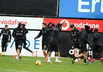 Giden geleni aratmadı