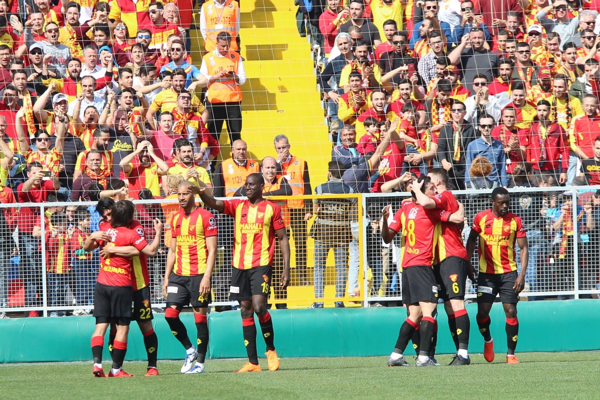 Göztepe - Antalyaspor maçından kareler!