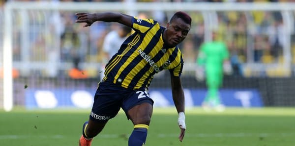 Takım arkadaşları Emenike’den şikayetçi