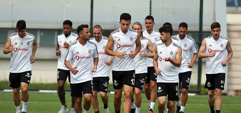Besiktas Ta 7 Oyuncu Kart Sinirinda Aspor