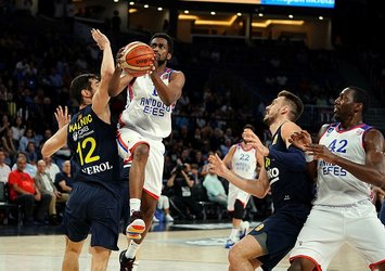 Anadolu Efes seriyi eşitledi