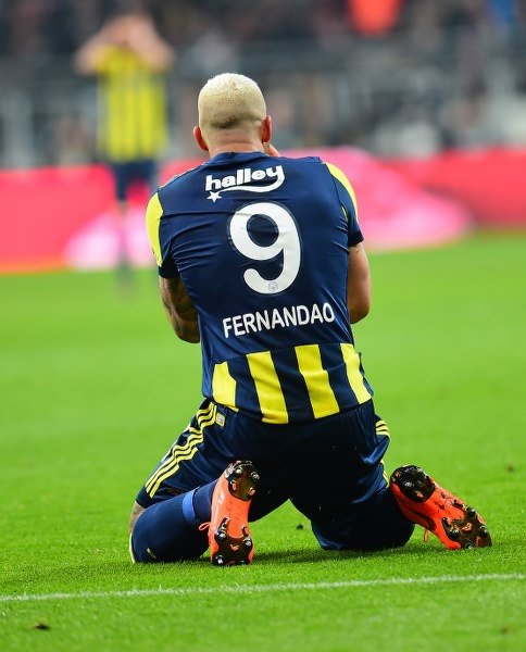 Caner Erkin’den Fenerbahçe taraftarına cevap...